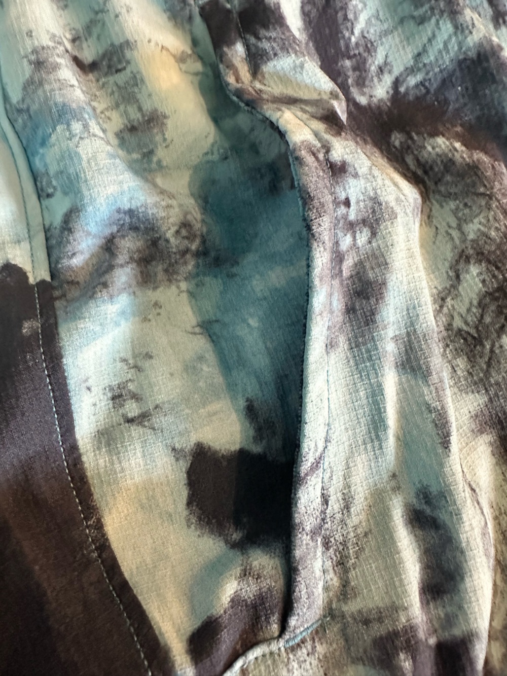 Under Armour UA Vanish Woven 6-Inch Printed Shorts - Tie Dye Blue - Picture 5 of 8